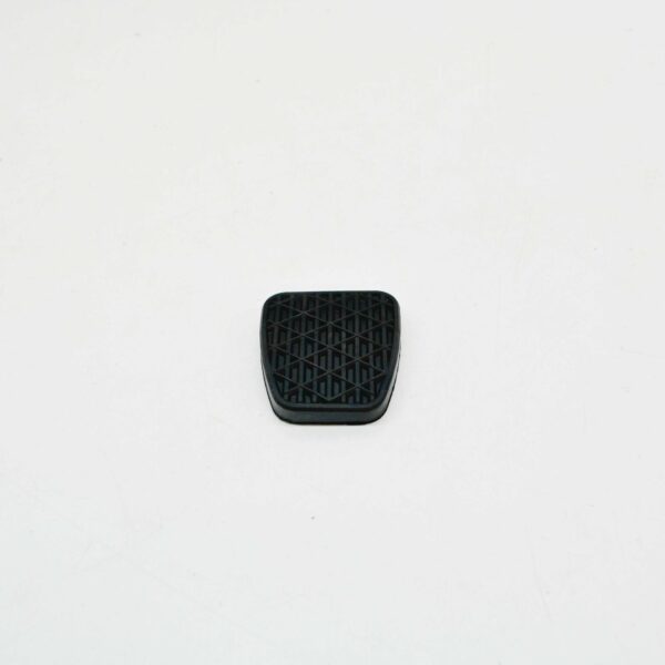 NEW MERCEDES-BENZ VITO W638 CLUTCH PEDAL RUBBER COVER A2012910282 ORIGINAL - Image 4