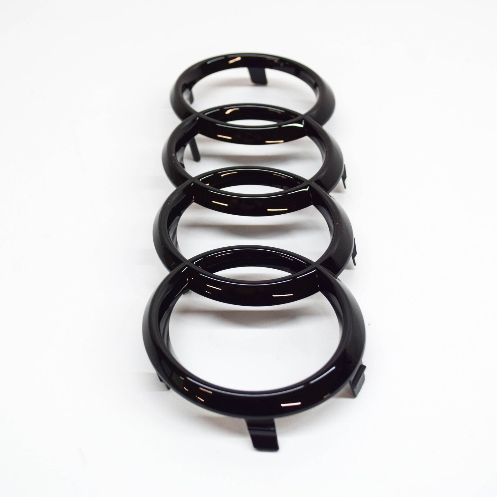 NEW AUDI A4 B9 FRONT RADIATOR GRILLE EMBLEM BADGE 8J0853605BT94 6 NEW AUDI A4 B9 FRONT RADIATOR GRILLE EMBLEM BADGE 8J0853605BT94 - Image 6