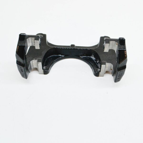 NEW AUDI A3 SPORTBACK 8P FRONT CALIPER CARRIER 8E0615125C ORIGINAL - Image 4