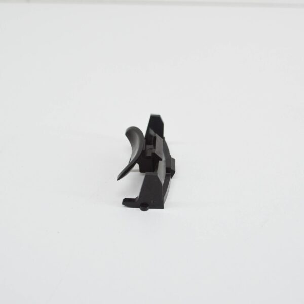 NEW MERCEDES-BENZ C W204 FRONT ROOF ORNAMENTAL MOLDING CLIP A2049910098 ORIGINAL - Image 4