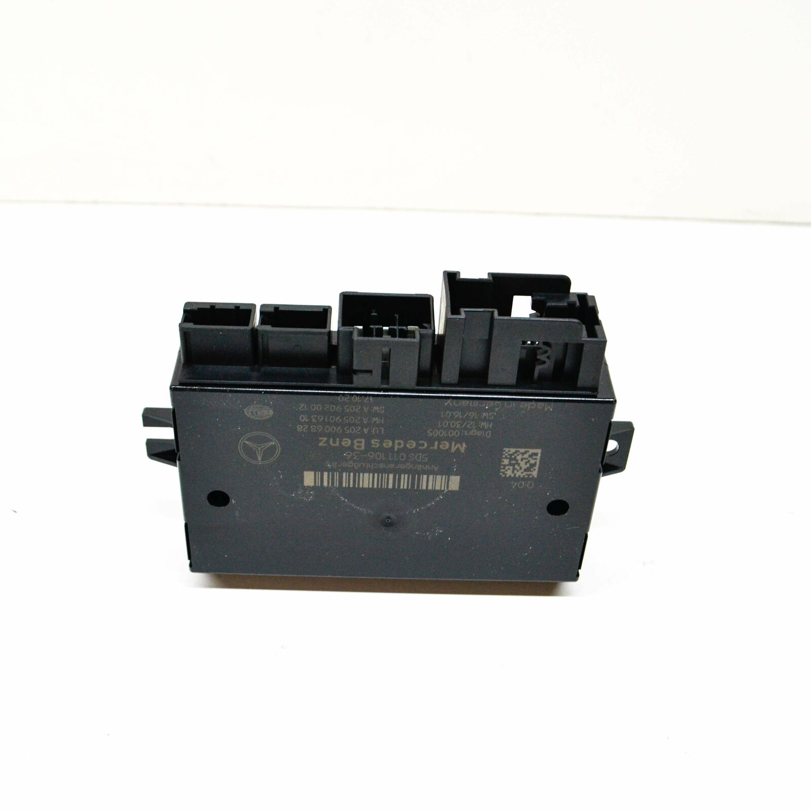 NEW MERCEDES-BENZ C W205 TOW HOOK CONTROL UNIT A2059006828 4 NEW MERCEDES-BENZ C W205 TOW HOOK CONTROL UNIT A2059006828 - Image 4