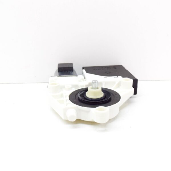NEW AUDI A3 8P FRONT LEFT DOOR WINDOW GLASS REGULATOR MOTOR 8P0959801P ORIGINAL - Image 4