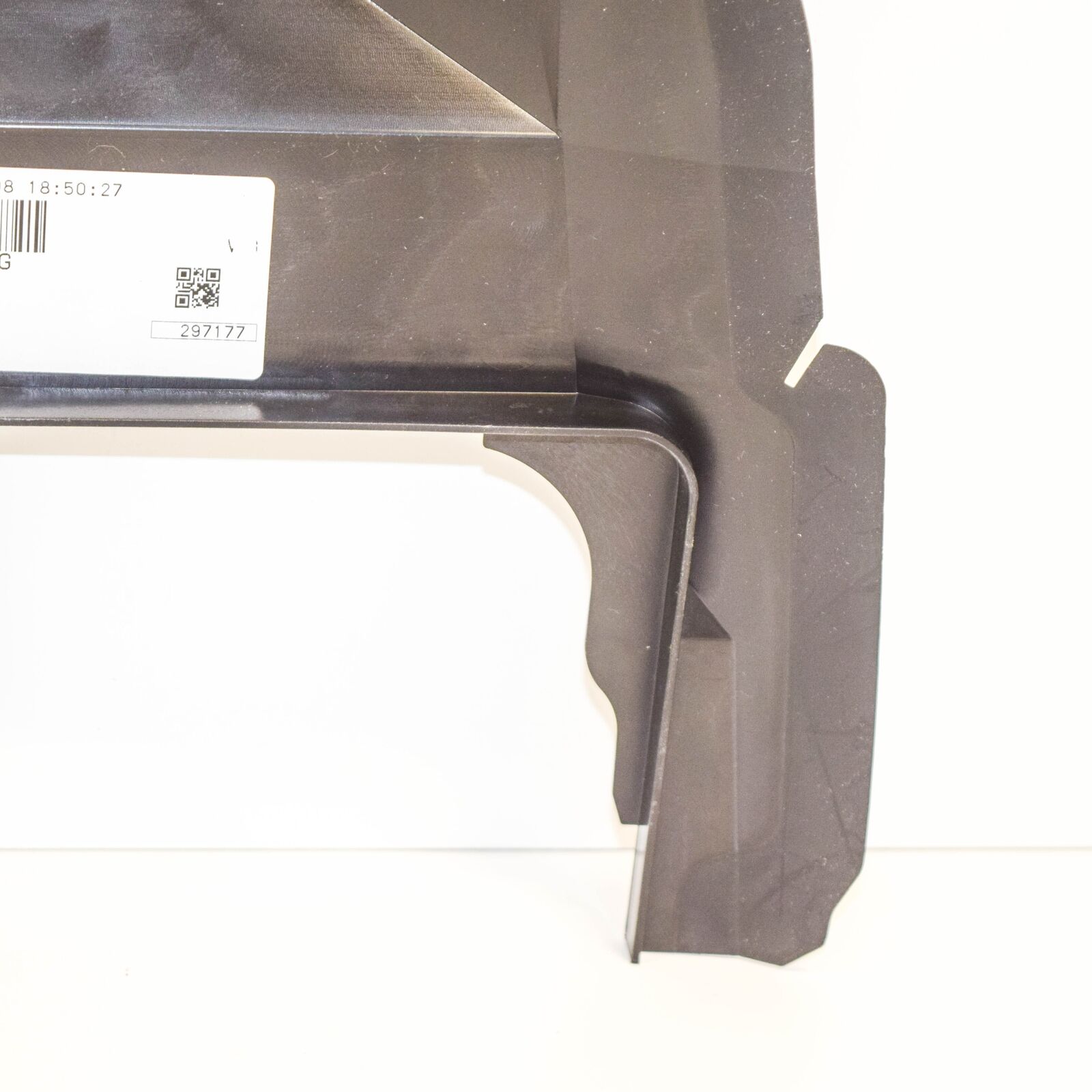 NEW AUDI A4 B8 RIGHT AIR GUIDE 8K0121284G 6 NEW AUDI A4 B8 RIGHT AIR GUIDE 8K0121284G - Image 6