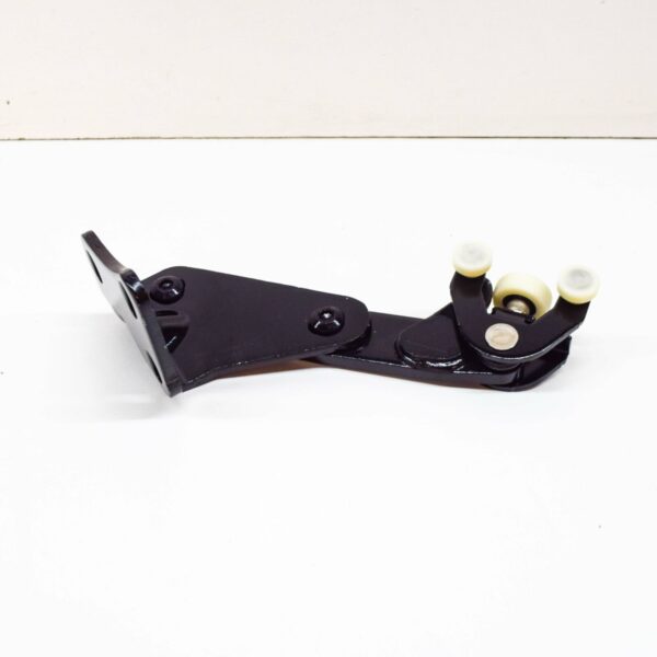 NEW VW CADDY 2K RIGHT SLIDING DOOR LOWER ROLLER GUIDE 2K0843398B - Image 6