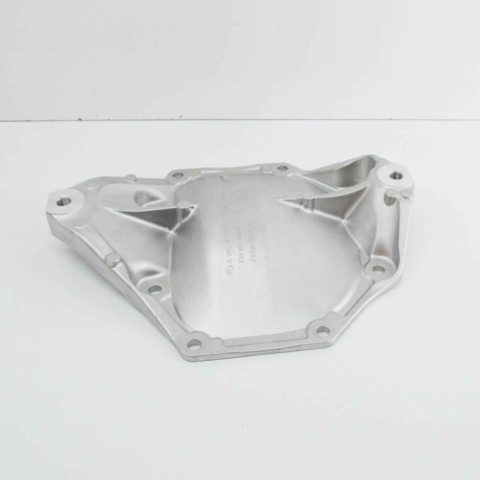 NEW MERCEDES-BENZ CLS C257 REAR AXLE DIFFERENTIAL END COVER A2053510400 ORIGINAL 4 NEW MERCEDES-BENZ CLS C257 REAR AXLE DIFFERENTIAL END COVER A2053510400 ORIGINAL - Image 4