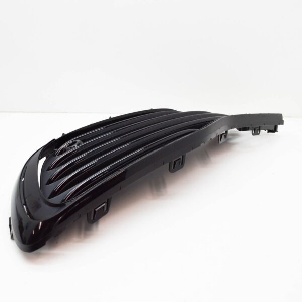 NEW MERCEDES-BENZ S W223 FRONT BUMPER RIGHT GRILLE A2238855403 ORIGINAL - Image 4