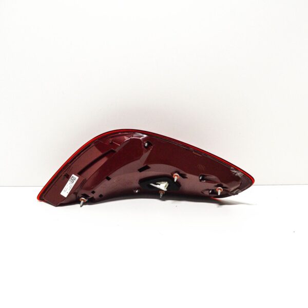 NEW MERCEDES-BENZ S-CLASS W222 REAR RIGHT TAILLIGHT A2229065701 - Image 4