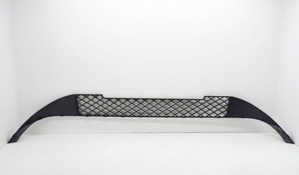 NEW MERCEDES-BENZ A W176 FRONT BUMPER LOWER GRILLE A1768850022 ORIGINAL - Image 4