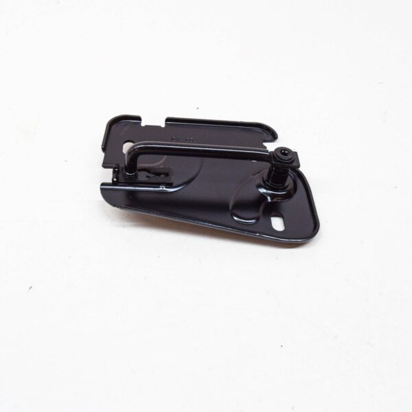 NEW AUDI A3 8V ENGINE HOOD RIGHT LATCH STRIKER PLATE 8V0823186C - Image 6