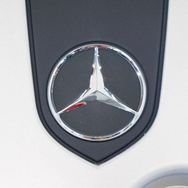 NEW MERCEDES BENZ ML W166 PLASTIC ENGINE COVER A6510108412 ORIGINAL - Image 4