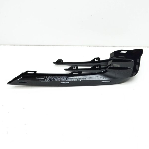 NEW VOLKSWAGEN GOLF MK7 FRONT BUMPER RIGHT GRILLE 5GE853666A041 - Image 6