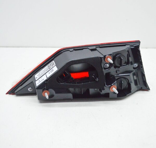NEW AUDI Q3 F3 SPORTBACK RIGHT SIDE TRUNK BOOTLID TAILLIGHT 83A945076 - Image 6