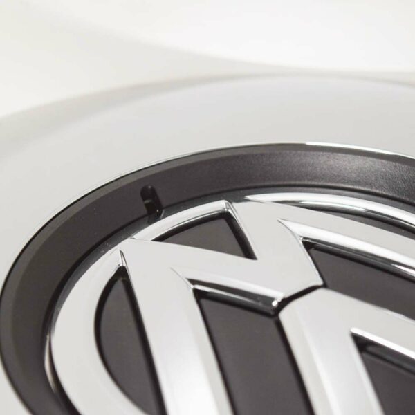 NEW VW BEETLE WHEEL CENTER HUB COVER CHROME 17" 5C0601149DQZQ ORIGINAL - Image 4