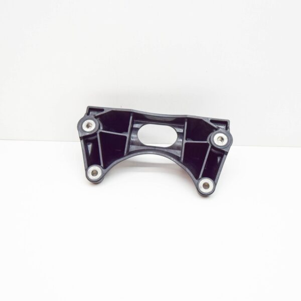 NEW MERCEDES BENZ C W205 ENGINE MOUNT BRACKET A2052420440 ORIGINAL - Image 4