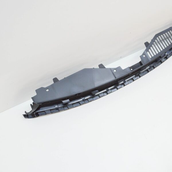 NEW VW SCIROCCO MK3 FRONT RADIATOR GRILLE 1K8853653B9B9 ORIGINAL - Image 4
