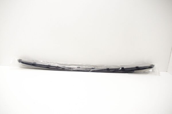 NEW AUDI Q7 4L REAR BUMPER LOWER TRIM 4L0807833A 3FZ ORIGINAL - Image 4
