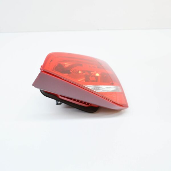 NEW AUDI A3 CABRIO 8P REAR RIGHT SIDE TAILGATE TAILLIGHT 8P7945094 - Image 6