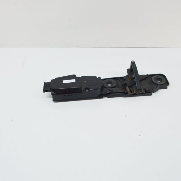 NEW VW EOS 1F REAR TRUNK LOCK LATCH ACTUATOR 1Q0827383B ORIGINAL - Image 4