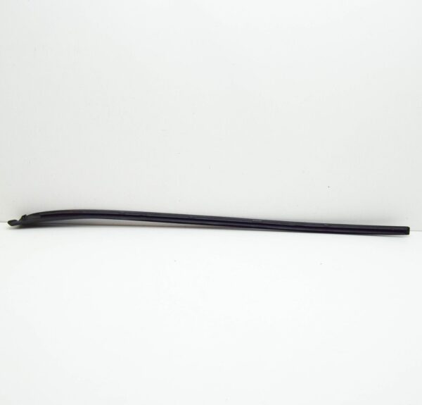 NEW SEAT LEON 5F LEFT WINDSCREEN TRIM STRIP 5F0854319E9B9 ORIGINAL - Image 4