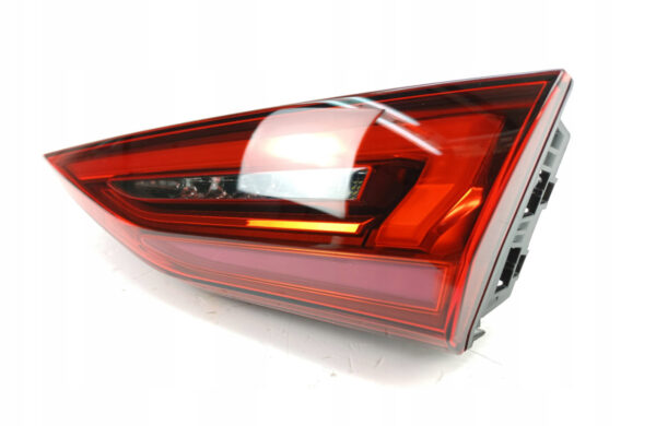 NEW AUDI A3 8Y REAR RIGHT SIDE INNER LED TAILLIGHT 8Y0945308 ORIGINAL - Image 4