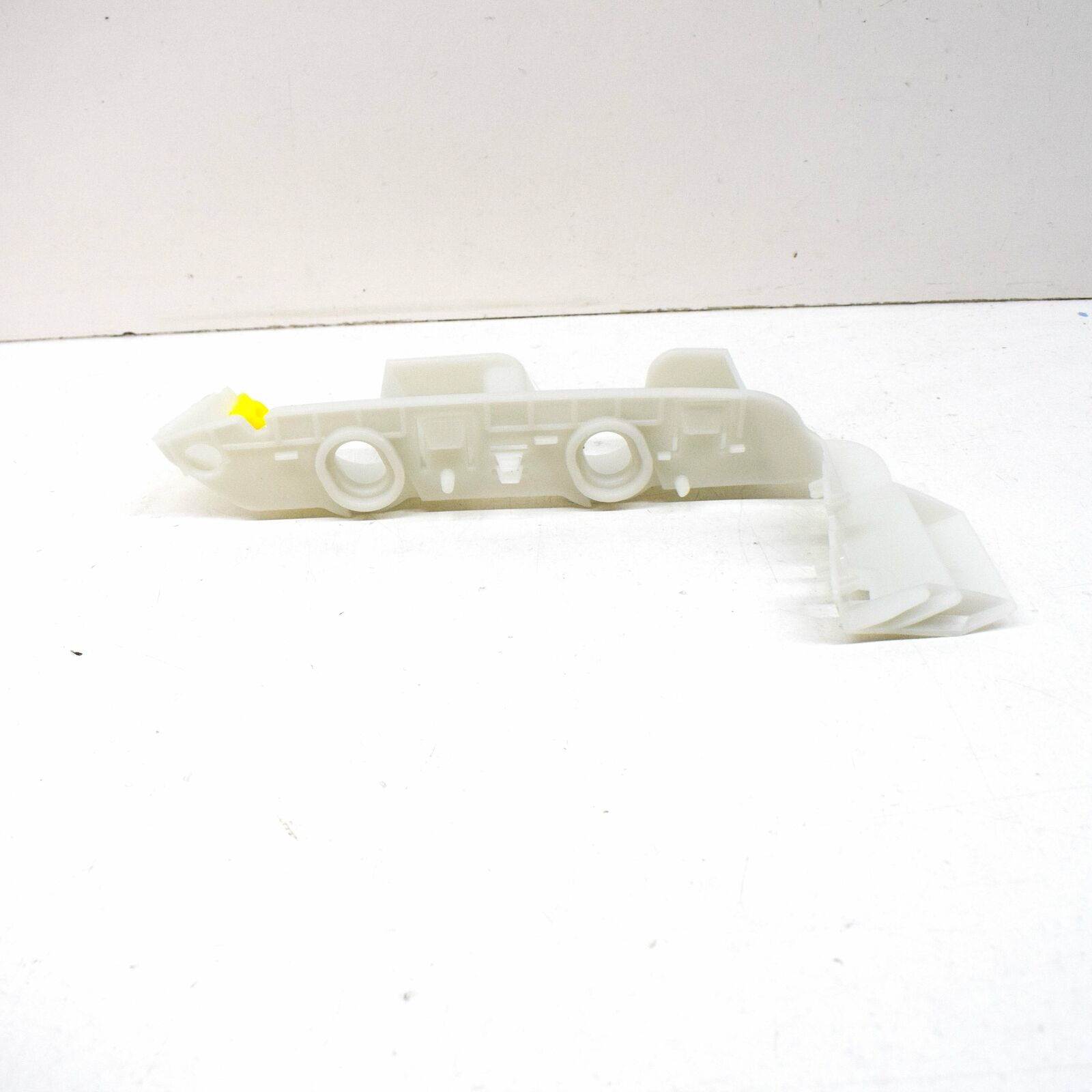 NEW AUDI A4 B9 FRONT LEFT BUMPER BRACKET GUIDE UPPER 8W0807283E ORIGINAL 4 NEW AUDI A4 B9 FRONT LEFT BUMPER BRACKET GUIDE UPPER 8W0807283E ORIGINAL - Image 4