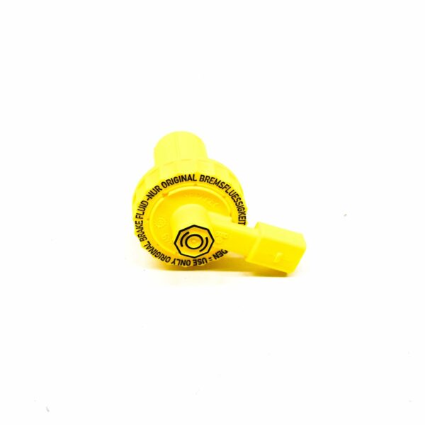 NEW AUDI A3 8L BRAKE MASTER CYLINDER CAP 1J1611349 - Image 6
