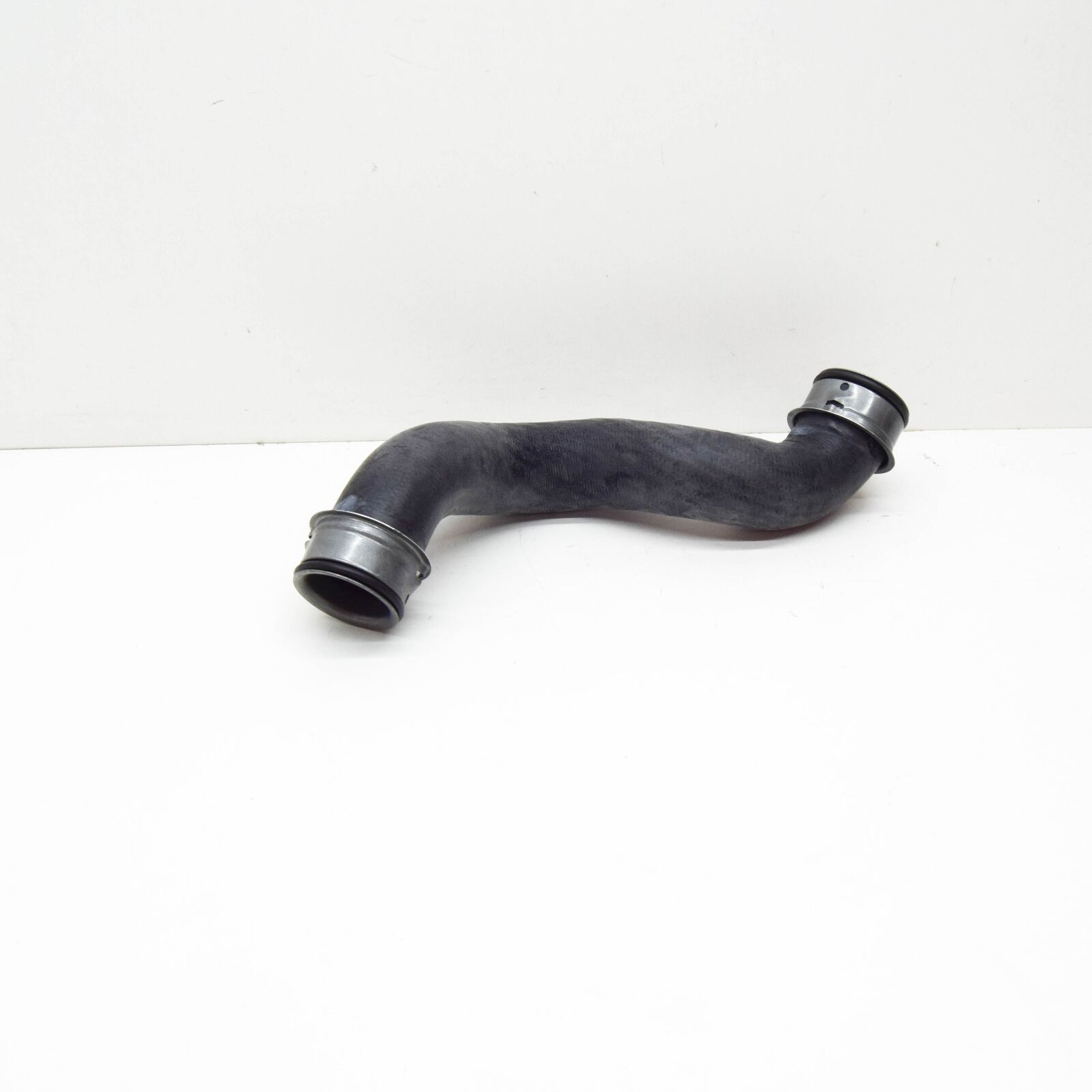 NEW MERCEDES-BENZ C-CLASS W204 RIGHT WATER COOLANT HOSE A2045011682 ORIGINAL 4 NEW MERCEDES-BENZ C-CLASS W204 RIGHT WATER COOLANT HOSE A2045011682 ORIGINAL - Image 4
