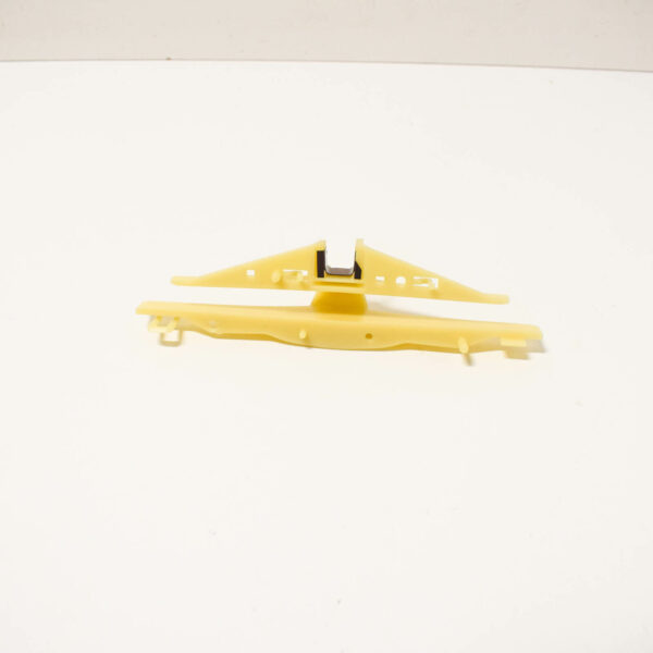 NEW AUDI A4 B8 ENGINE SLIDE RAIL 0AW331323C - Image 4