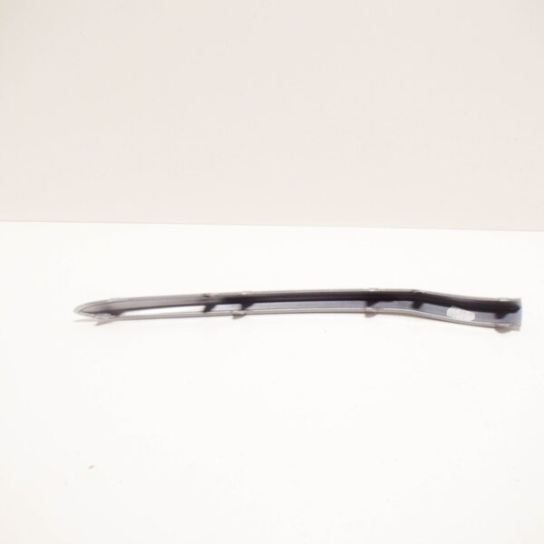 NEW MB GLC C253 AMG FRONT BUMPER RIGHT BOTTOM MOLDING A2538853302 ORIGINAL - Image 4