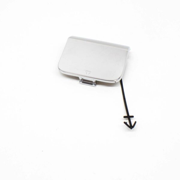 NEW MERCEDES-BENZ GLA X156 REAR BUMPER TOWING HOOK EYE COVER A1568851700 - Image 4