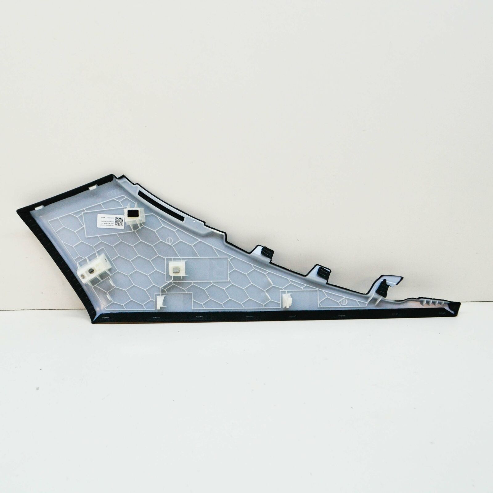 NEW AUDI A5 8W6 COUPE REAR RIGHT UPPER C-PILLAR TRIM 8W6867288AV48 6 NEW AUDI A5 8W6 COUPE REAR RIGHT UPPER C-PILLAR TRIM 8W6867288AV48 - Image 6