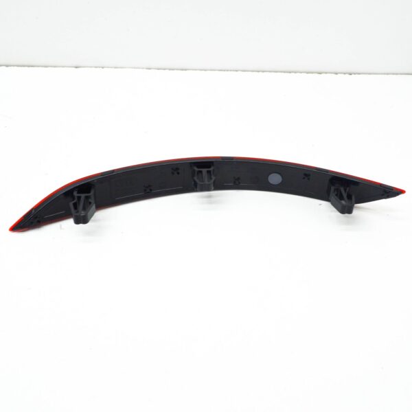 NEW AUDI A3 SPORTBACK 8V REAR RIGHT BUMPER REFLECTOR 8V5945106C ORIGINAL - Image 4