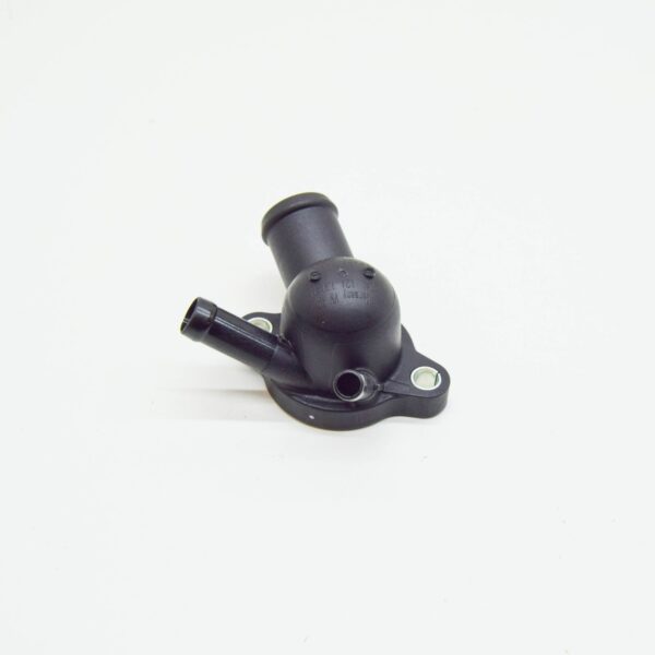 NEW VOLKSWAGEN PASSAT B8 3G COOLANT PIPE CONNECTION 04L121131N ORIGINAL - Image 4