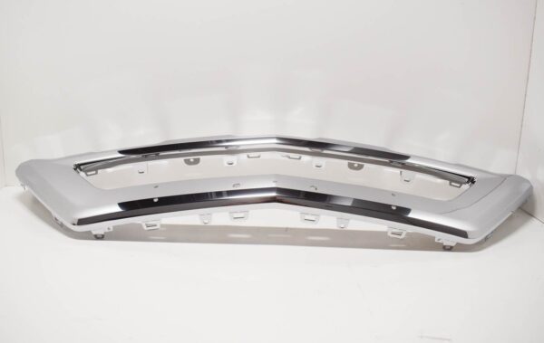 NEW MB GLK-CLASS X204 FRONT BUMPER LOWER GRILLE CHROME TRIM A2048852722 ORIGINAL - Image 4