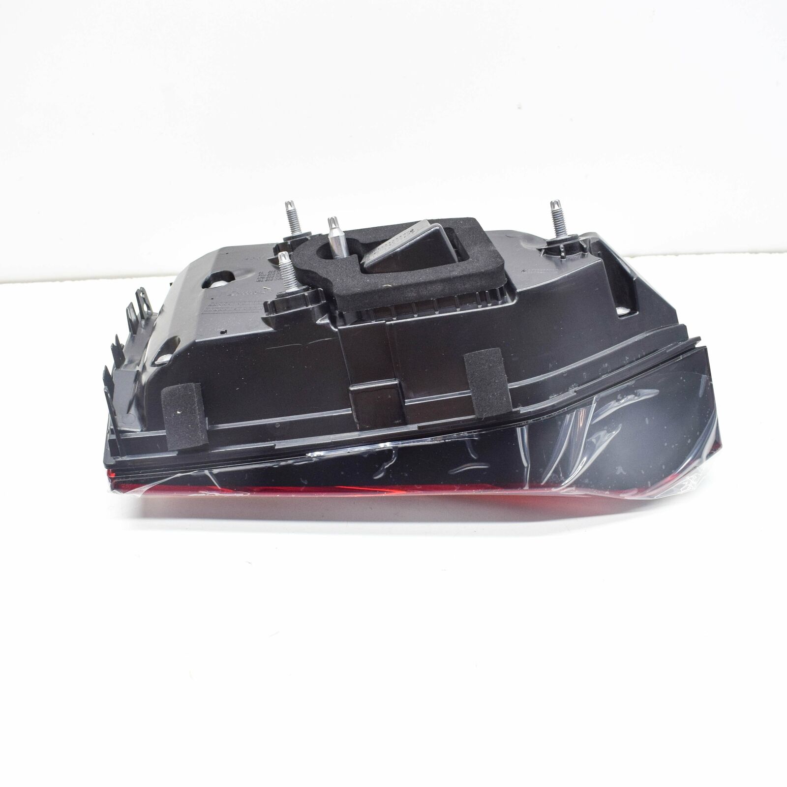 NEW AUDI A5 8W6 REAR RIGHT INNER LED TAILLIGHT 8W6945094AA ORIGINAL 6 NEW AUDI A5 8W6 REAR RIGHT INNER LED TAILLIGHT 8W6945094AA ORIGINAL - Image 6