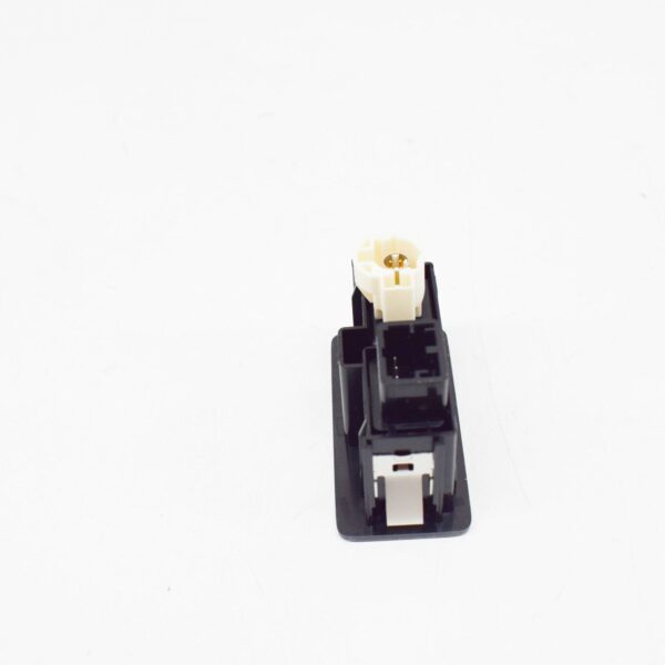 NEW VOLKSWAGEN GOLF MK7 USB AND AUX-IN CONNECTION 5G0035222C - Image 6