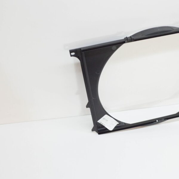 NEW BMW 5 E34 RADIATOR FAN SHROUD 545MM 17111723657 1723657 ORIGINAL - Image 4