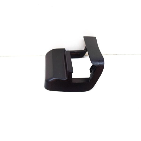 NEW MB GLS X166 FRONT SEAT INSIDE TRACK RIGHT COVER A16691908009051 ORIGINAL - Image 4