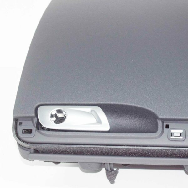 NEW AUDI TT 8J3 INTERIOR GLOVE BOX COMPARTMENT RHD 8J2857095B 6PS - Image 6