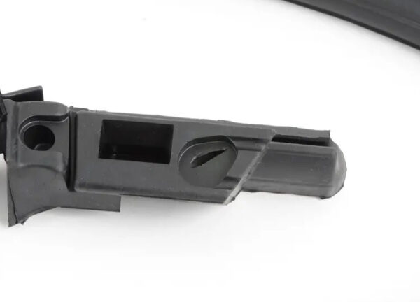 NEW MERCEDES-BENZ SLK R170 REAR LID SEAL A1707500098 ORIGINAL - Image 4