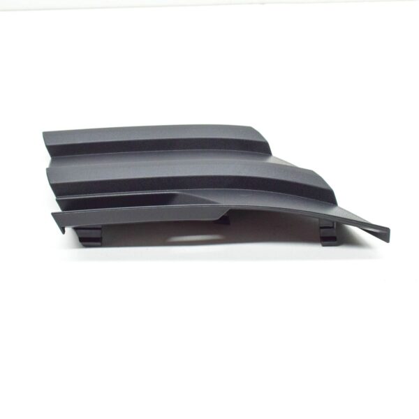 NEW VOLKSWAGEN MULTIVAN T6 FRONT BUMPER TOW EYE COVER 7LA807241C9B9 ORIGINAL - Image 4