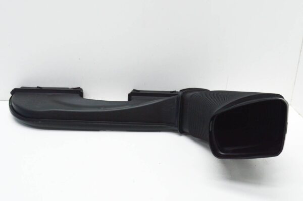 NEW BMW 3 E93 AIR INTAKE DUCT 13717556546 2009 ORIGINAL - Image 4