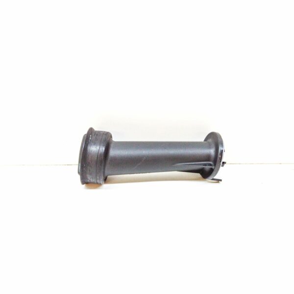 NEW VOLKSWAGEN TRANSPORTER T5 OIL FILLER PIPE 070115303K - Image 6