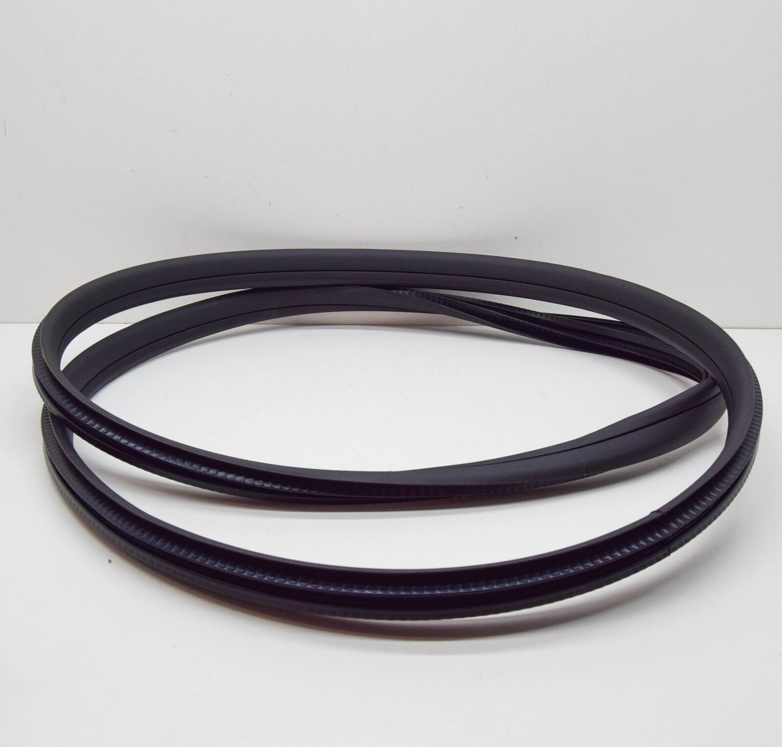 NEW MERCEDES-BENZ CLA COUPE C117 FRONT DOOR SEAL A1176920076 ORIGINAL 4 NEW MERCEDES-BENZ CLA COUPE C117 FRONT DOOR SEAL A1176920076 ORIGINAL - Image 4