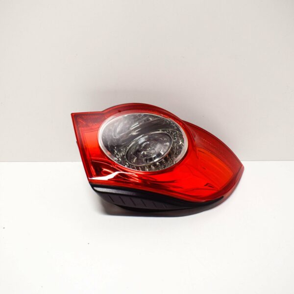 NEW VOLKSWAGEN EOS REAR LEFT OUTER TAILLIGHT 1Q0945095H ORIGINAL - Image 4