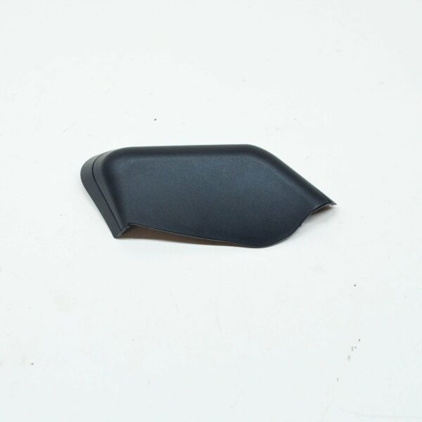 NEW AUDI E-TRON REAR RIGHT TRUNK TAIL LIGHT BRACKET 4KE945256A ORIGINAL - Image 4