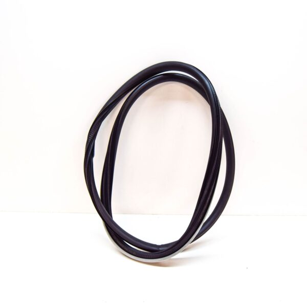 NEW AUDI A3 8P FRONT DOOR SEAL RUBBER 8P4831721C6V9 ORIGINAL - Image 4