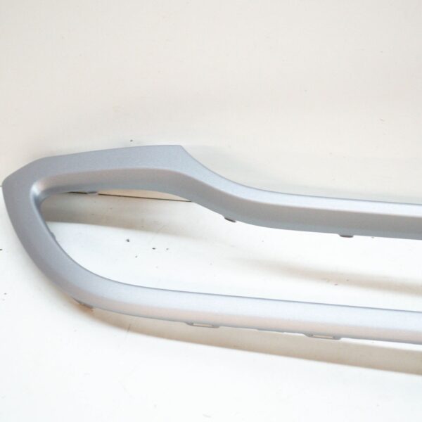 NEW MERCEDES-BENZ GLA X156 FRONT BUMPER CENTRAL COVER A1568804400 ORIGINAL - Image 4