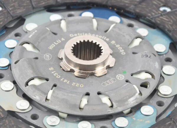 NEW AUDI A3 8P CLUTCH KIT 022141015S ORIGINAL - Image 4