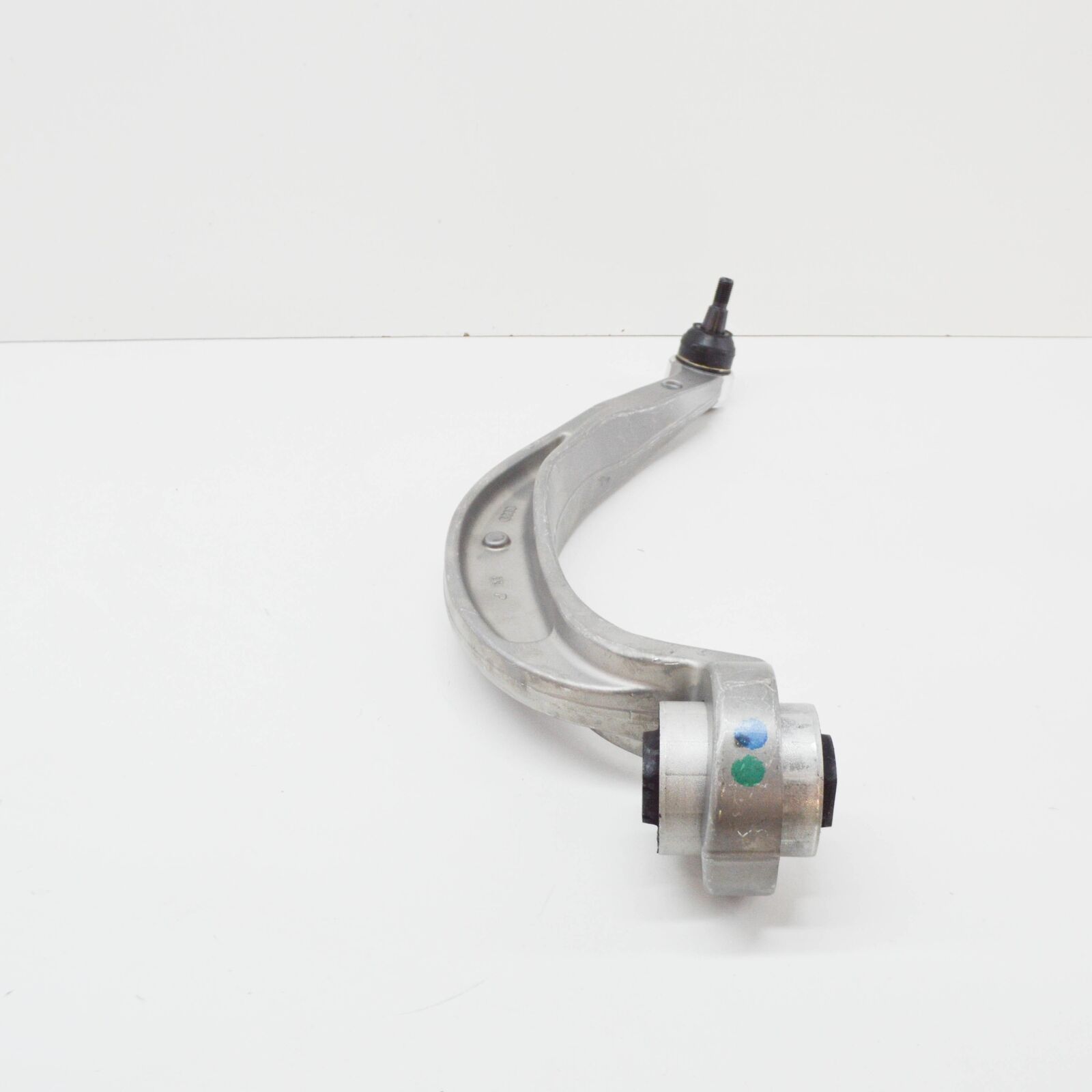 NEW AUDI A4 B8 FRONT LEFT LOWER CONTROL ARM 8K0407693N ORIGINAL 4 NEW AUDI A4 B8 FRONT LEFT LOWER CONTROL ARM 8K0407693N ORIGINAL - Image 4